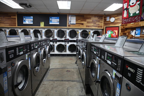 Los Lavaderos Coin Laundries